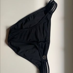 Body glove swim bottoms size m